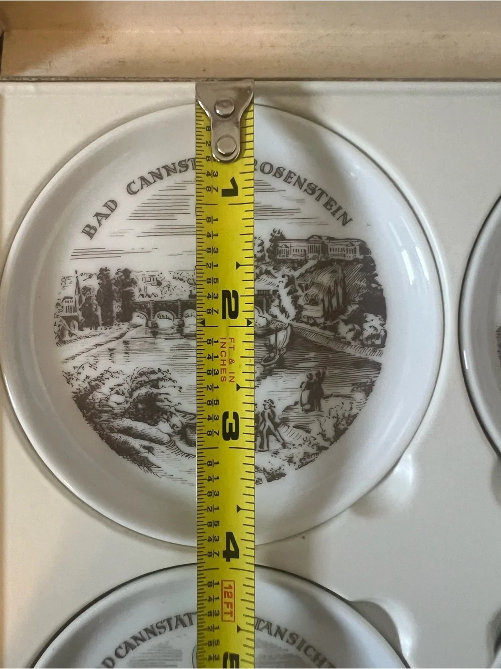 Fürstenberg Porzellan White and Brown Collector Plate Set — 6-Pack